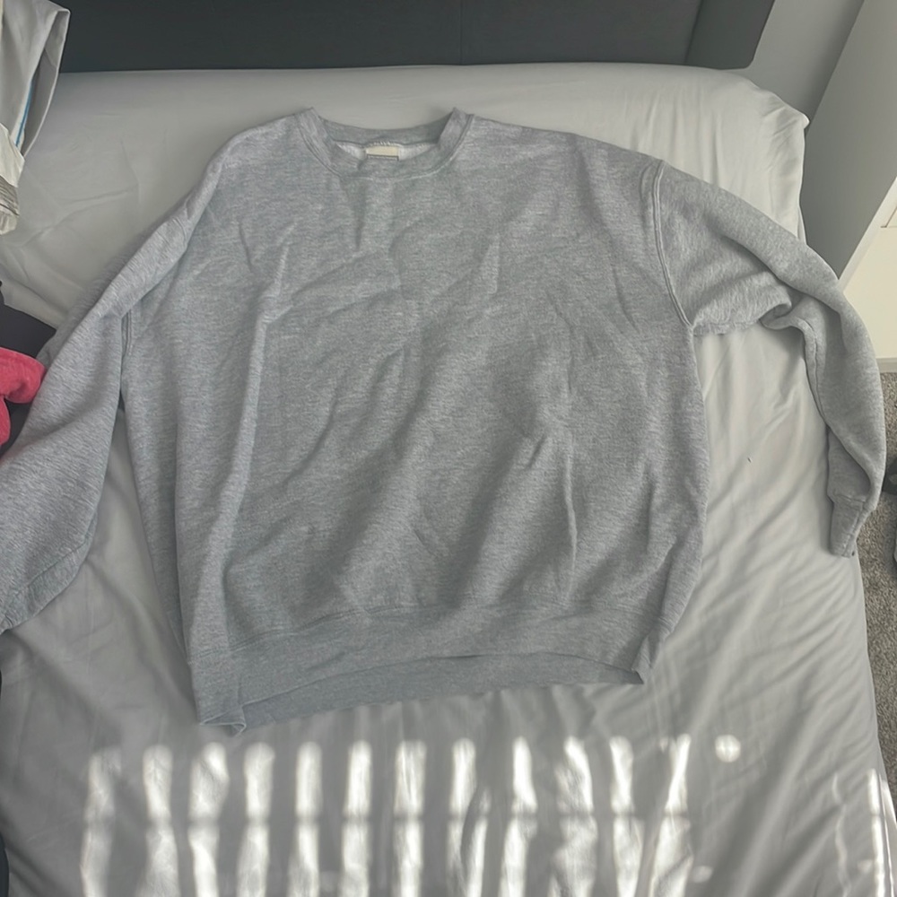 Lee Sweater